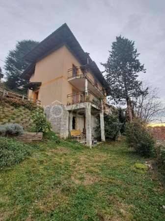appartamento in vendita a Gemonio