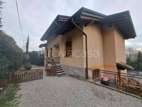 appartamento in vendita a Gemonio