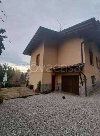 appartamento in vendita a Gemonio