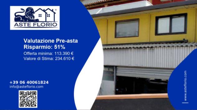 negozio in vendita a Gemonio