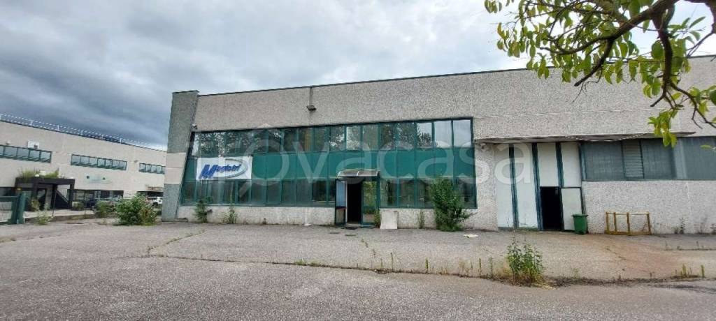 ufficio in vendita a Gemonio
