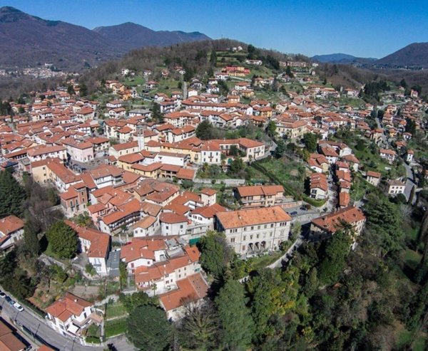 appartamento in vendita a Gemonio