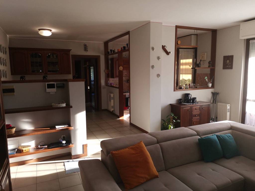 appartamento in vendita a Gemonio