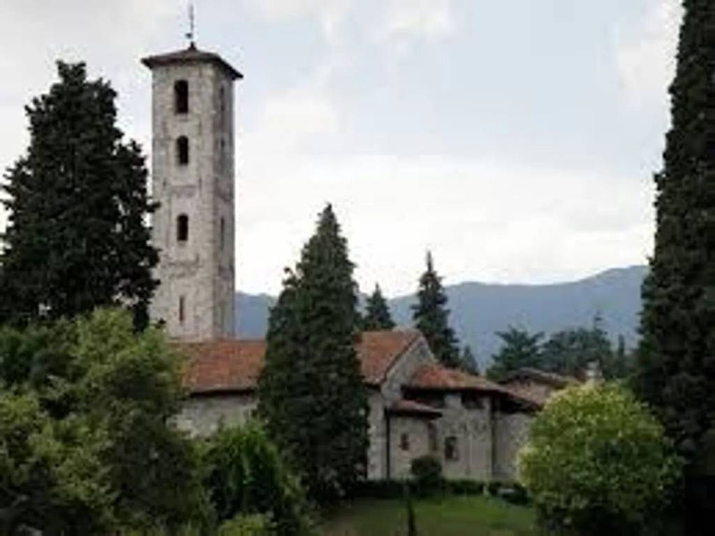 appartamento in vendita a Gemonio
