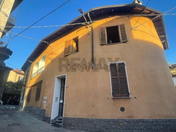 appartamento in vendita a Gemonio