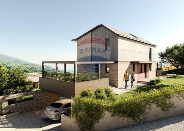 terreno edificabile in vendita a Gemonio