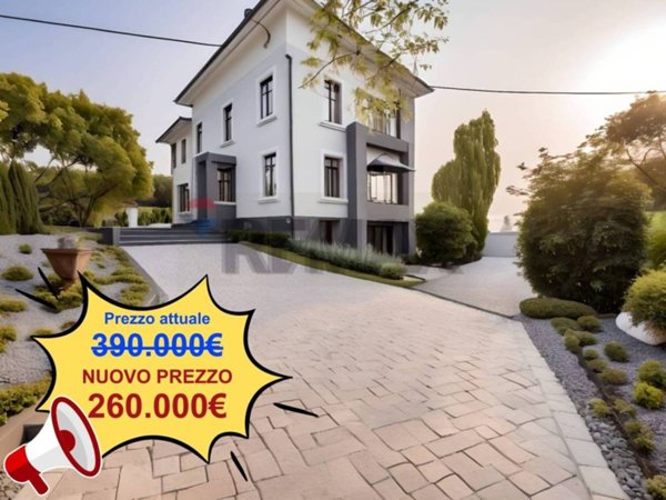 casa indipendente in vendita a Gemonio