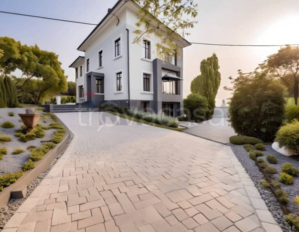 casa indipendente in vendita a Gemonio