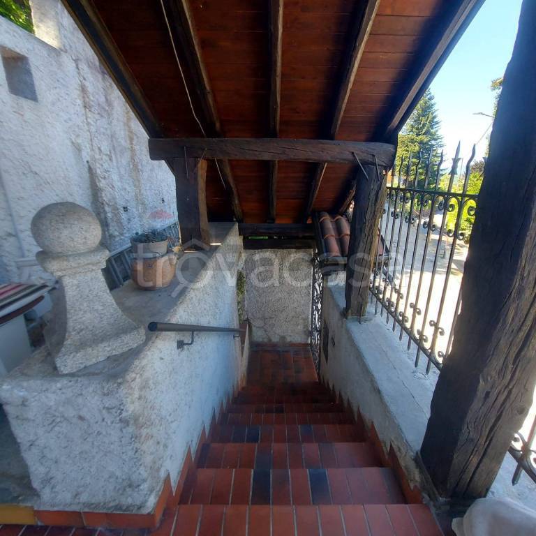 appartamento in vendita a Gemonio