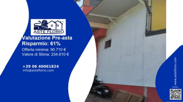 negozio in vendita a Gemonio