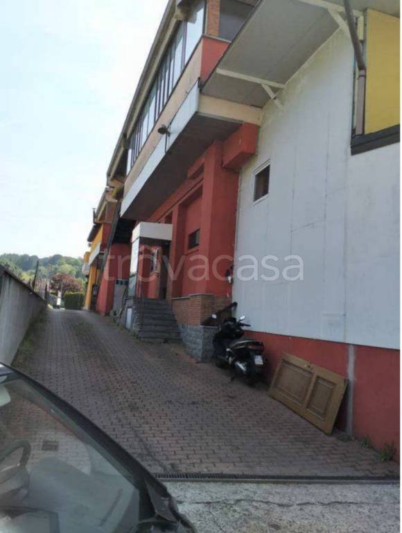 appartamento in vendita a Gemonio