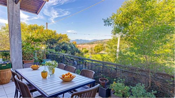 casa indipendente in vendita a Gemonio