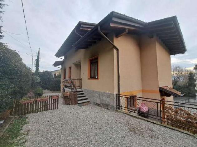 appartamento in vendita a Gemonio