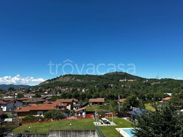 appartamento in vendita a Gemonio