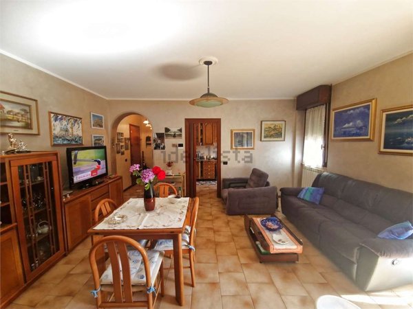 appartamento in vendita a Gemonio