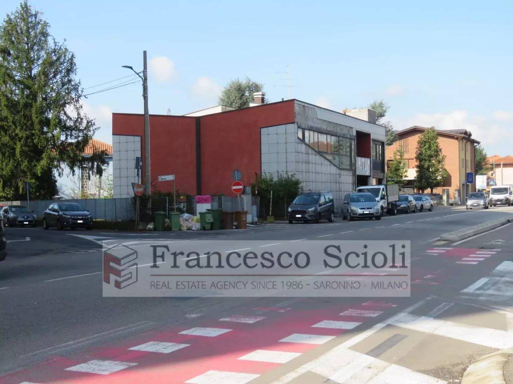 negozio in vendita a Gerenzano