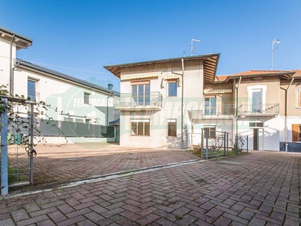 casa indipendente in vendita a Gerenzano