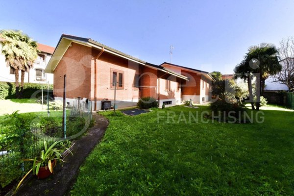 casa indipendente in vendita a Gerenzano