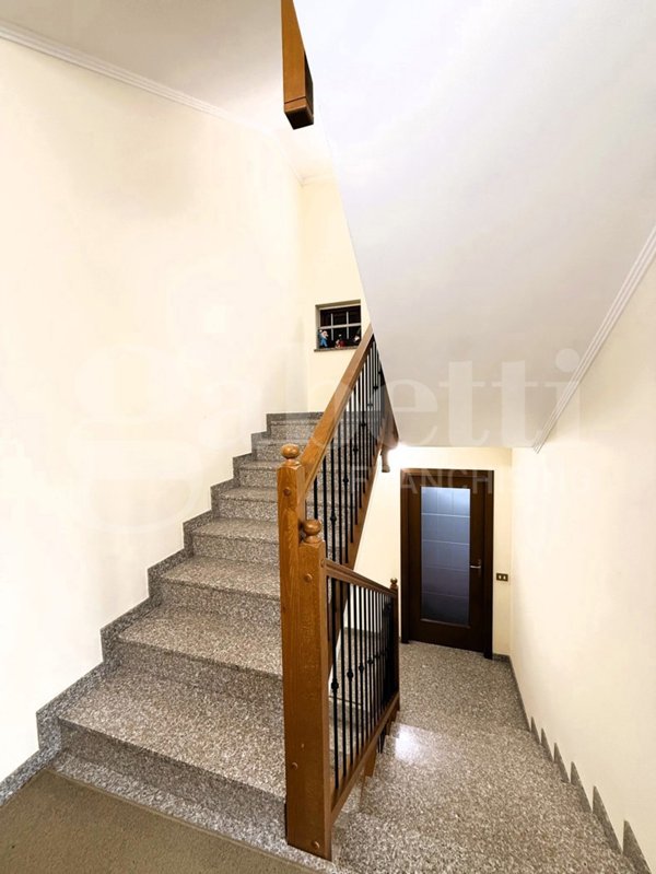 casa indipendente in vendita a Gerenzano