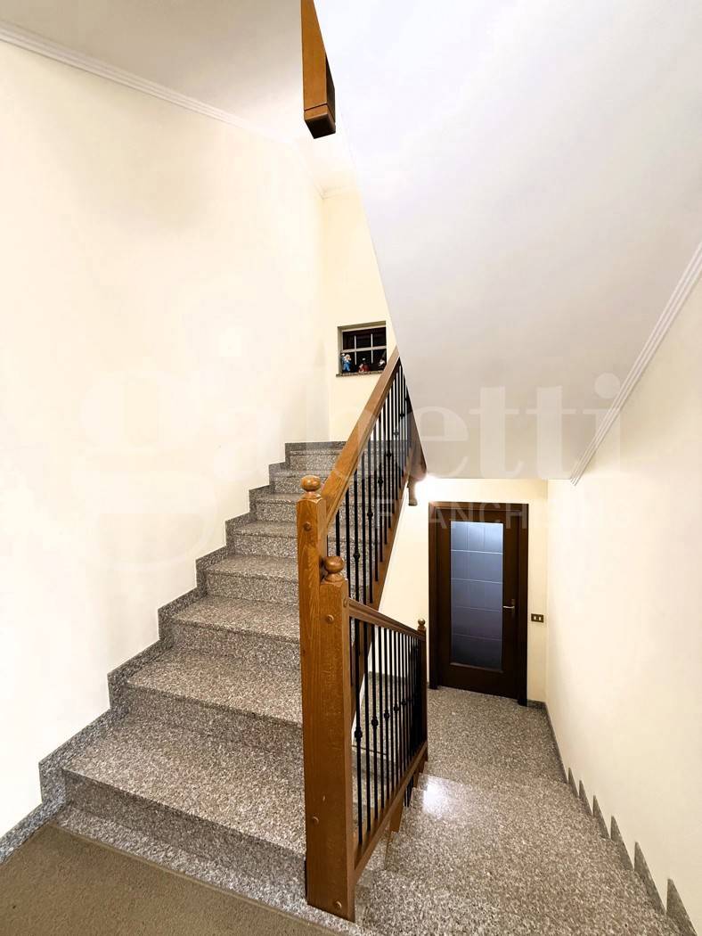 casa indipendente in vendita a Gerenzano