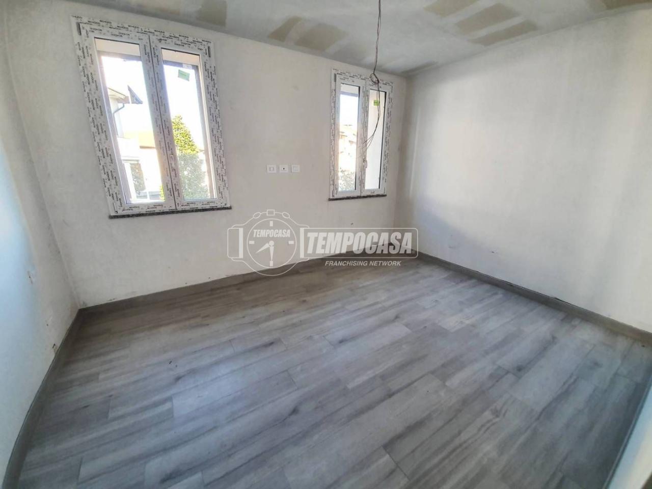 casa indipendente in vendita a Gerenzano