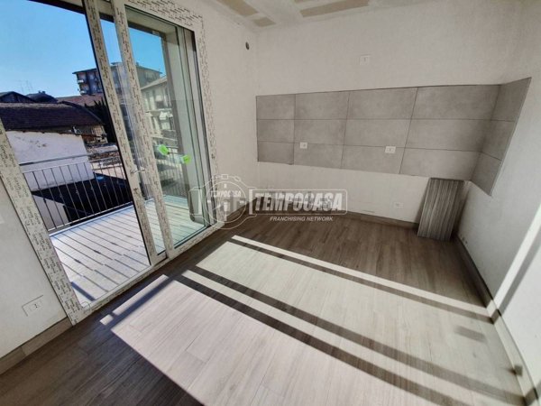 casa indipendente in vendita a Gerenzano