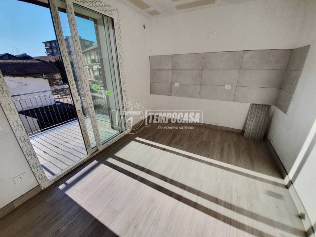 casa indipendente in vendita a Gerenzano