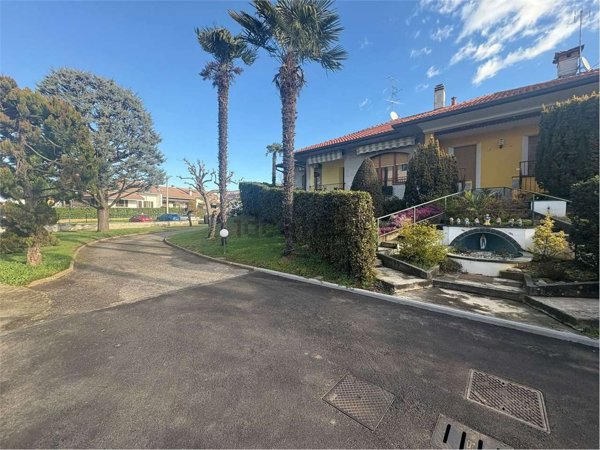 casa indipendente in vendita a Gerenzano