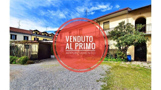 casa indipendente in vendita a Gerenzano