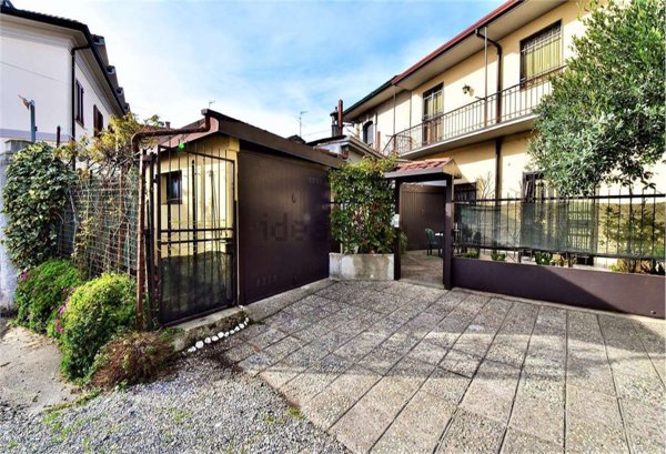 casa indipendente in vendita a Gerenzano