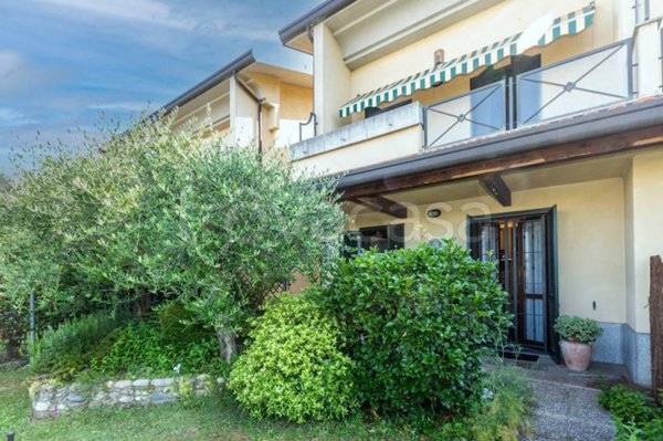 casa indipendente in vendita a Gerenzano