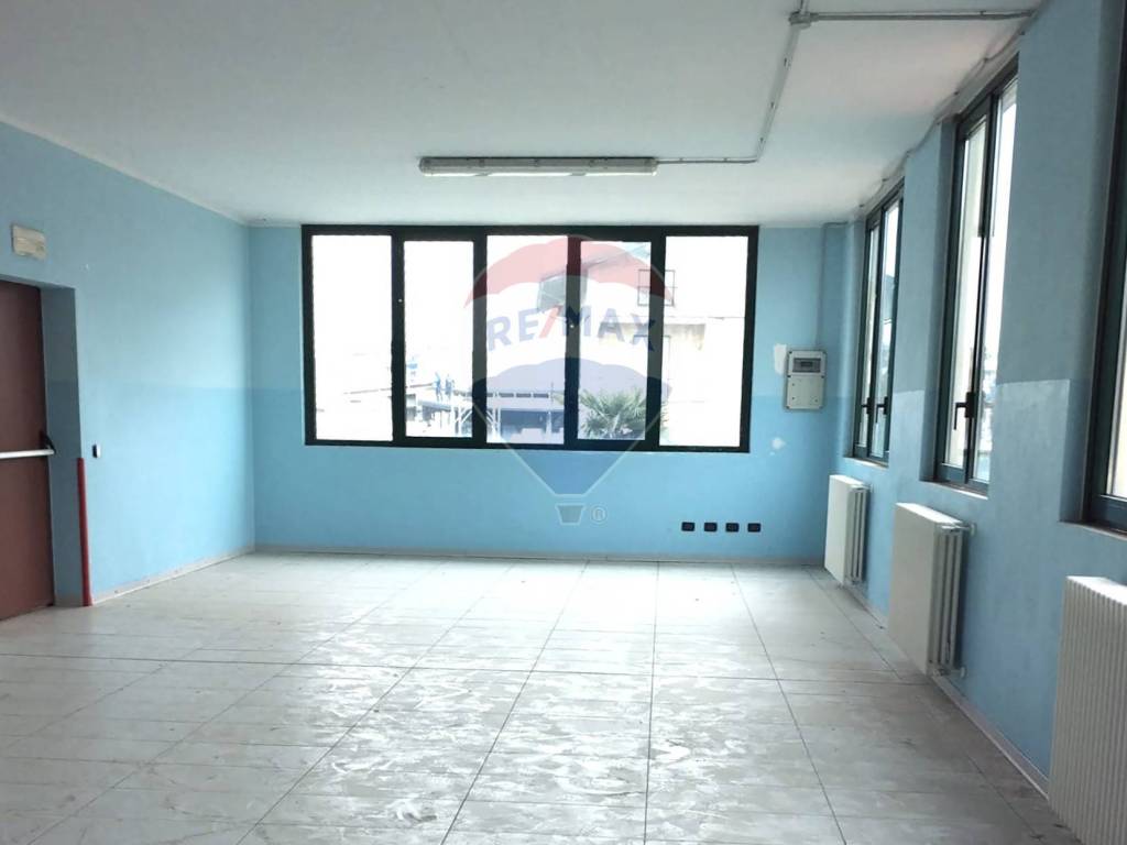negozio in vendita a Gerenzano