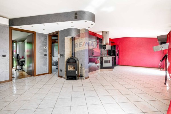 appartamento in vendita a Gerenzano