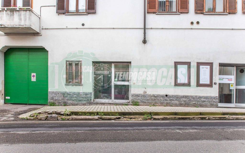 negozio in vendita a Gerenzano