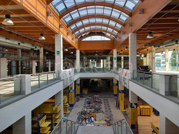 negozio in vendita a Gerenzano