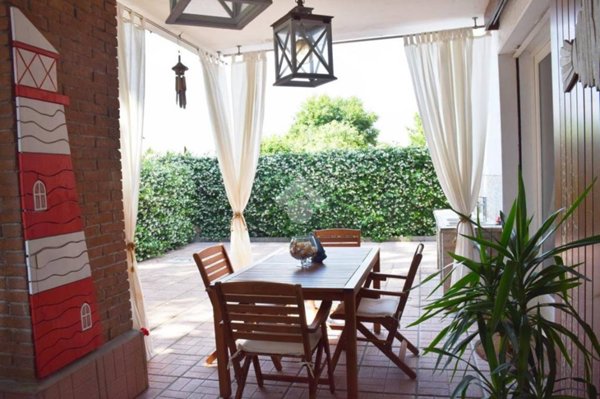 casa indipendente in vendita a Gerenzano