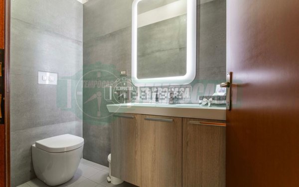 ufficio in vendita a Gerenzano