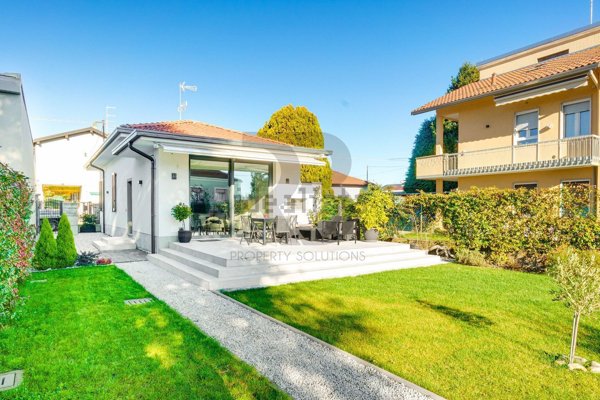 casa indipendente in vendita a Gerenzano