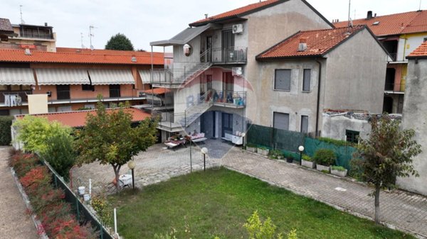 casa indipendente in vendita a Gerenzano