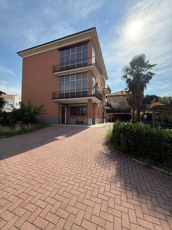 appartamento in vendita a Gerenzano