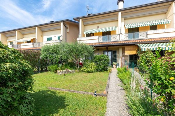 casa indipendente in vendita a Gerenzano