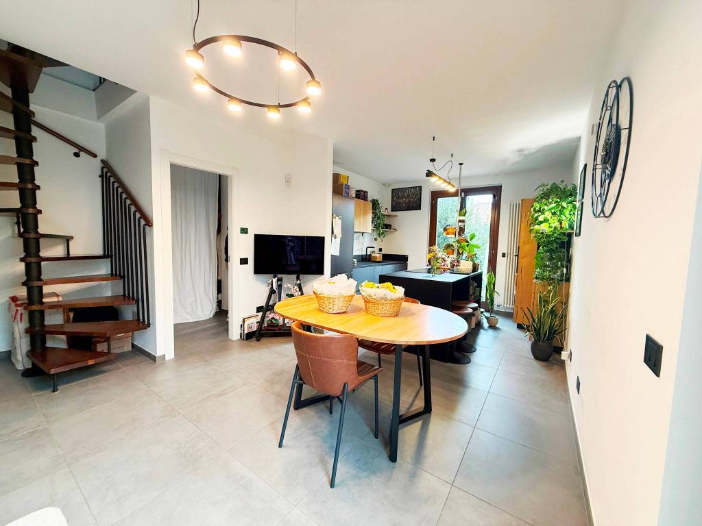 appartamento in vendita a Gerenzano