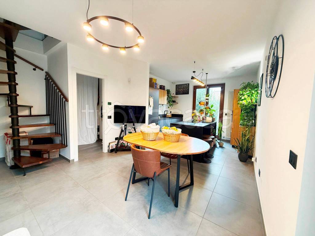 appartamento in vendita a Gerenzano