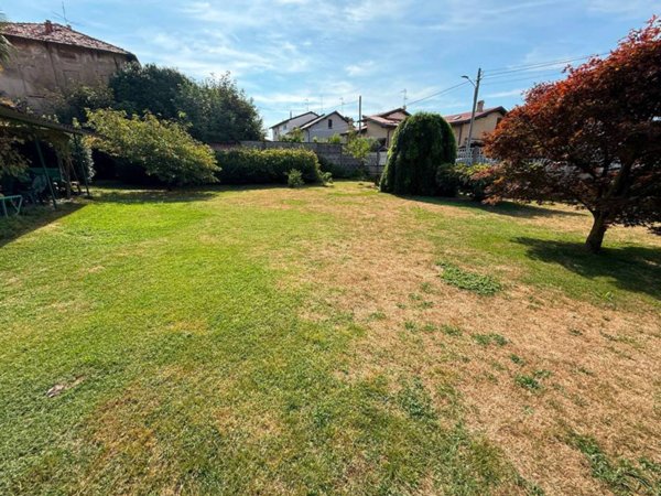 terreno edificabile in vendita a Gerenzano