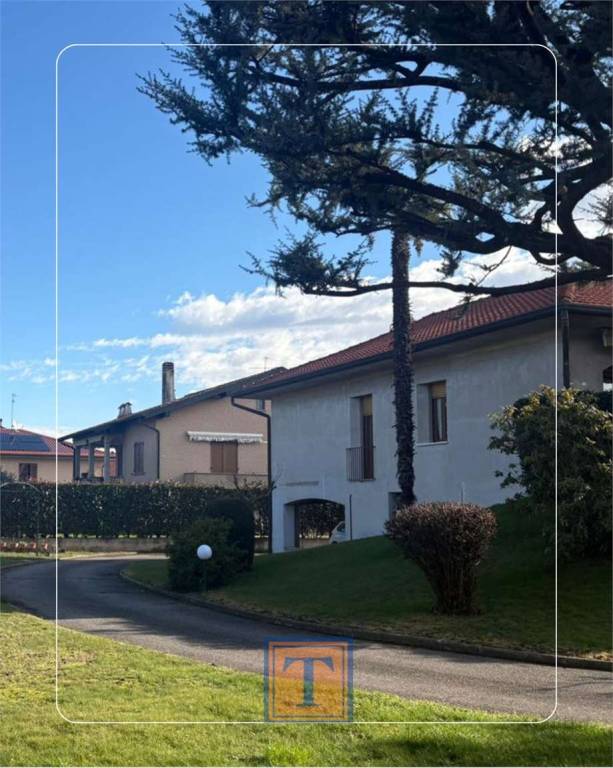 casa indipendente in vendita a Gerenzano