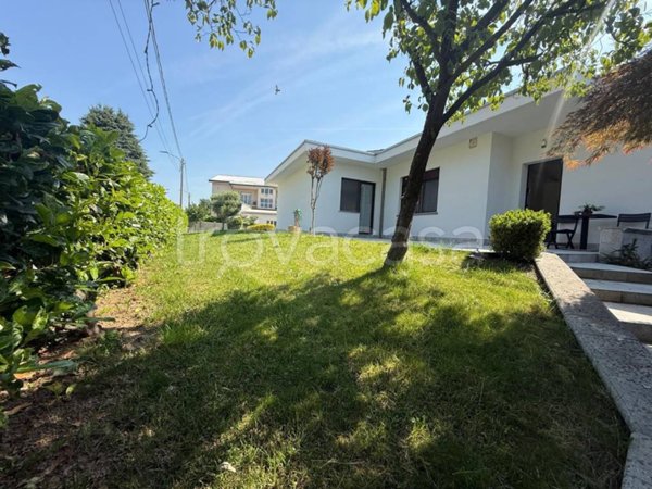 casa indipendente in vendita a Gerenzano
