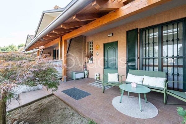 casa indipendente in vendita a Gerenzano