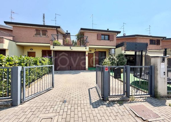 casa indipendente in vendita a Gerenzano