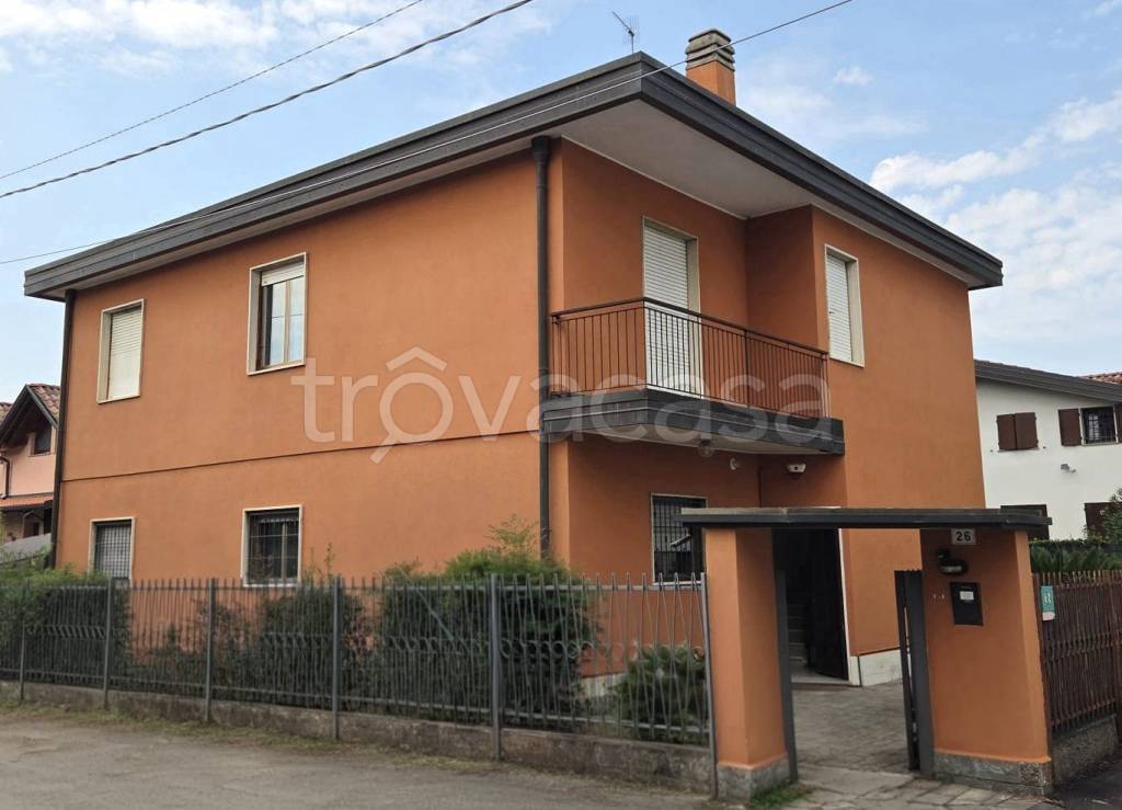 casa indipendente in vendita a Gerenzano