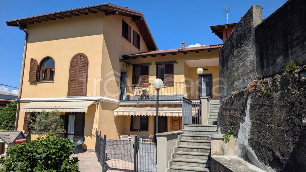 appartamento in vendita a Germignaga